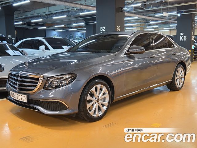 Mercedes-Benz E-Class E300 Exclusive — пробег 39 000 км — фото 2 из 5