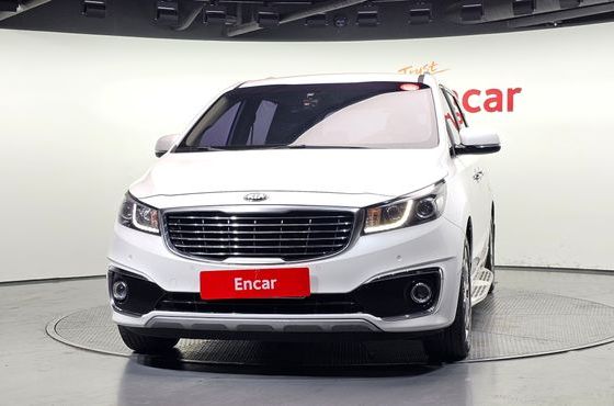 Kia Carnival 9-seater Prestige — пробег 188 804 км — фото 3 из 5