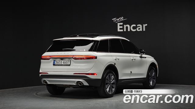 Lincoln Corsair 2.0 Reserve AWD — пробег 42 997 км — фото 2 из 5