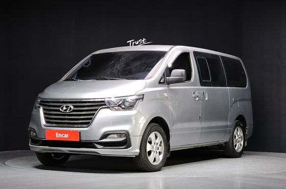 Hyundai Starex 4WD Wagon 12-Seater Smart — пробег 181 822 км — фото 1 из 5