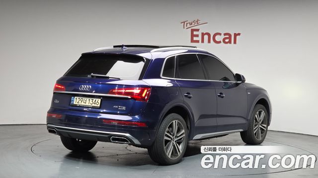 Audi Q5 45 TFSI Quattro Premium — пробег 143 468 км — фото 2 из 5