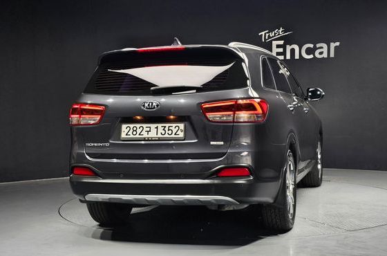 Kia Sorento Diesel 2.0 2WD Noblesse — пробег 70 949 км — фото 4 из 5