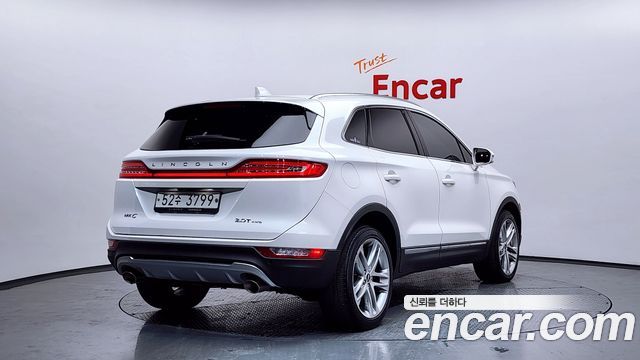 Lincoln MKC 2.0 AWD — пробег 45 928 км — фото 2 из 5