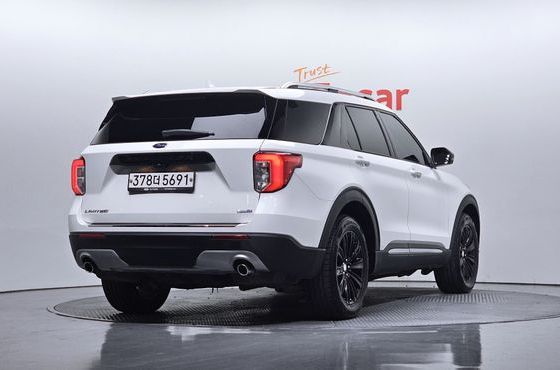 Ford Explorer 2.3 LimIted 4WD — пробег 93 114 км — фото 2 из 5