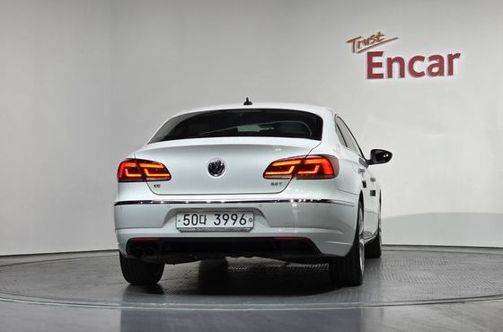 Volkswagen CC 2.0 TSI — пробег 96 946 км — фото 4 из 5