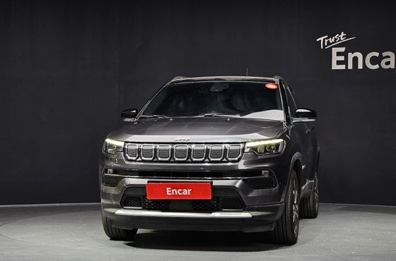 Jeep Compass 2.4 Limitied AWD — пробег 33 547 км — фото 3 из 5