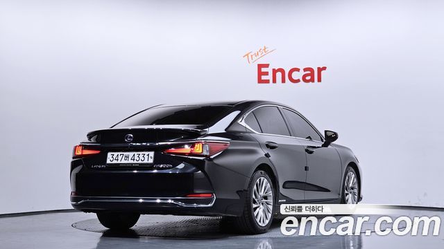 Lexus ES Luxury Plus — пробег 110 764 км — фото 2 из 5