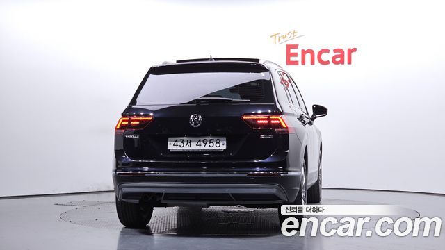 Volkswagen Tiguan 2.0 TDI 4Motion Prestige — пробег 151 272 км — фото 4 из 5