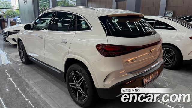 Mercedes-Benz EQA EQA250 AMG Line — пробег 11 км — фото 2 из 5