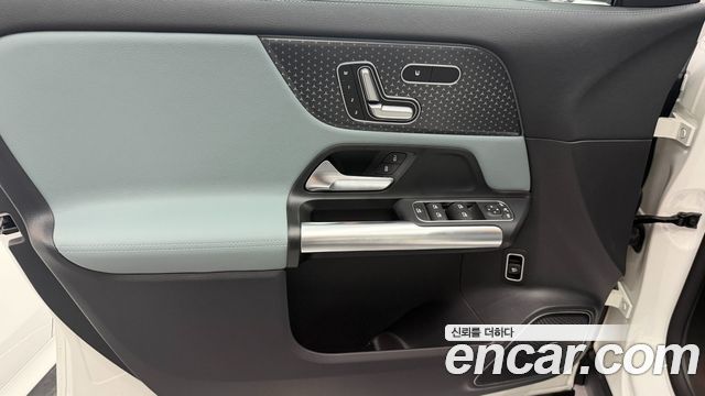 Mercedes-Benz EQA EQA250 AMG Line — пробег 11 км — фото 4 из 5