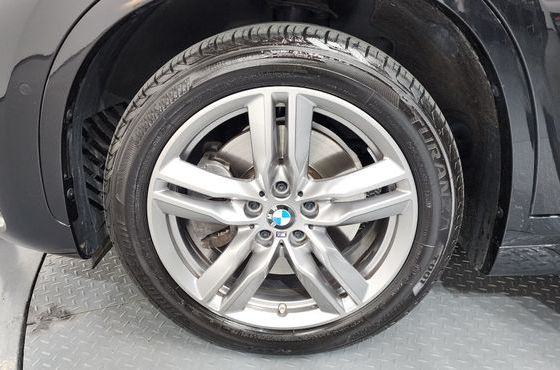 BMW X1 xDrive 20i M Sport — пробег 27 198 км — фото 5 из 5