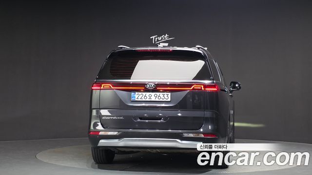Kia Carnival из Кореи Encar