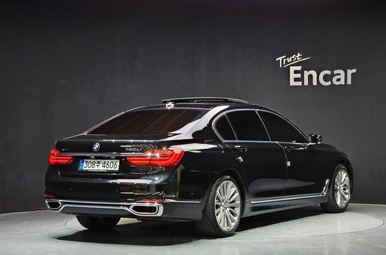 BMW 7-Series 750Li xDrive Premium — пробег 113 262 км — фото 2 из 5