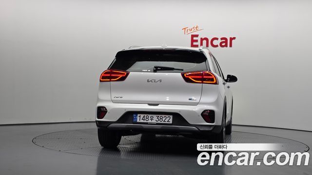 Kia Niro 1.6 HEV Signature — пробег 25 649 км — фото 4 из 5