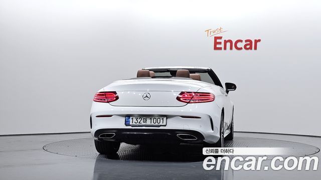 Mercedes-Benz C-Class из Кореи Encar