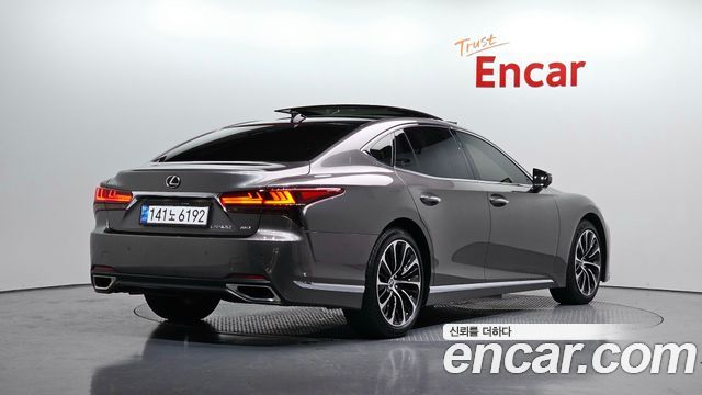 Lexus LS из Кореи Encar