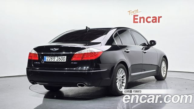 Hyundai Genesis из Кореи Encar