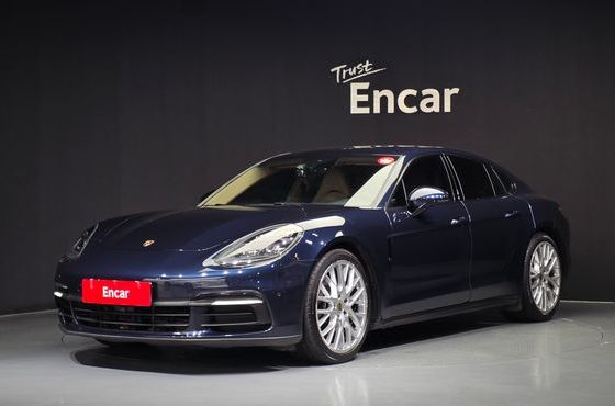 Porsche Panamera 3.0 AWD — пробег 157 090 км — фото 1 из 5