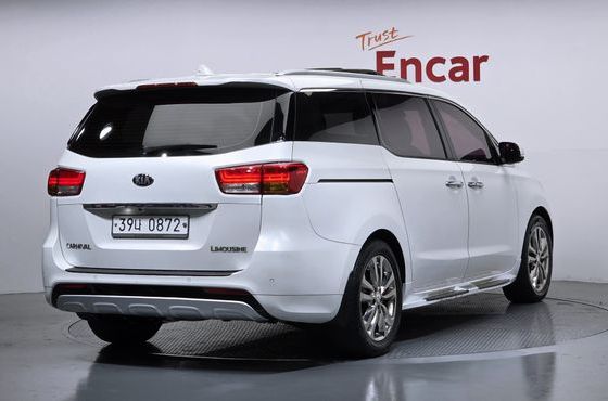 Kia Carnival 7-seater Limousine President — пробег 175 348 км — фото 2 из 5
