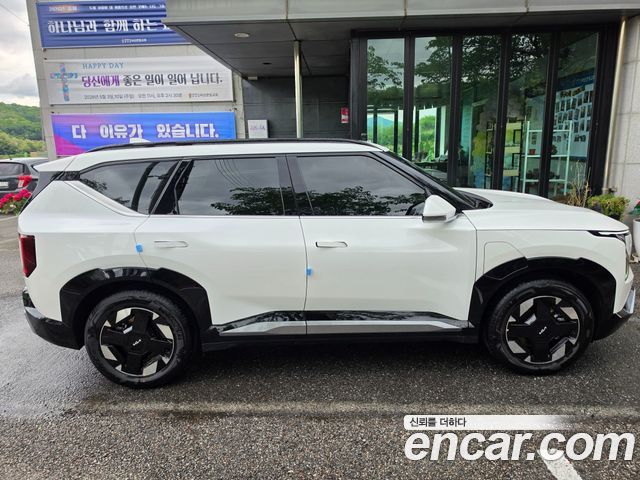 Kia EV5 Long Range 2WD Earth — пробег 1 200 км — фото 2 из 5