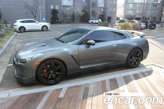 Nissan GT-R 3.8 R35 — пробег 39 048 км — фото 1 из 5