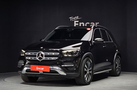 Mercedes-Benz GLE-Class GLE300d 4MATIC — пробег 70 886 км — фото 1 из 5