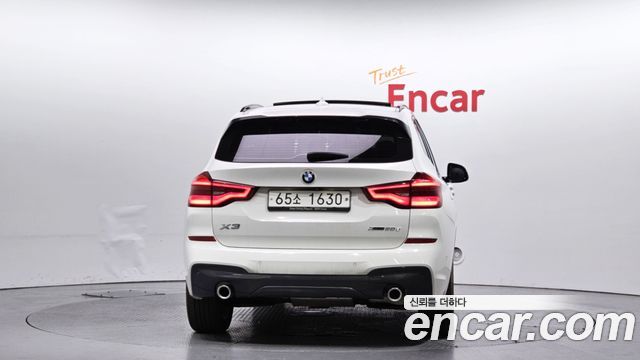 BMW X3 xDrive 20d M Sport — пробег 67 817 км — фото 4 из 5
