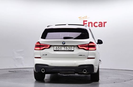 BMW X3 xDrive 20d M Sport — пробег 67 817 км — фото 4 из 5
