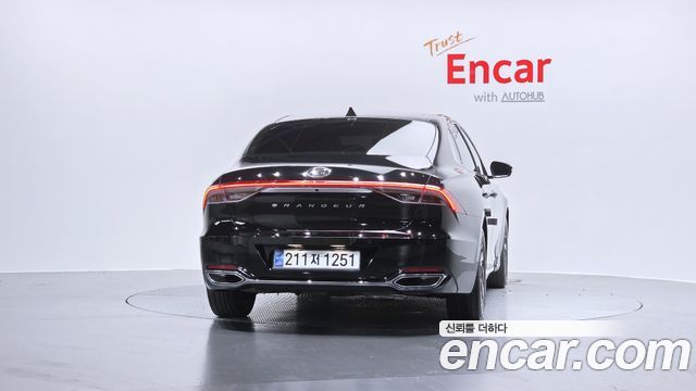 Hyundai Grandeur из Кореи Encar