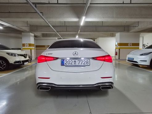 Mercedes-Benz C-Class C200 AMG Line — пробег 4 000 км — фото 4 из 5