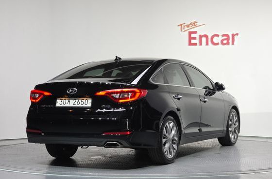 Hyundai Sonata 2.0 Premium — пробег 201 055 км — фото 2 из 5