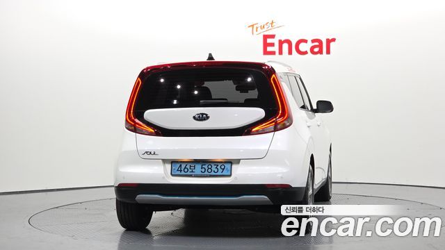 Kia Soul Prestige — пробег 107 829 км — фото 4 из 5