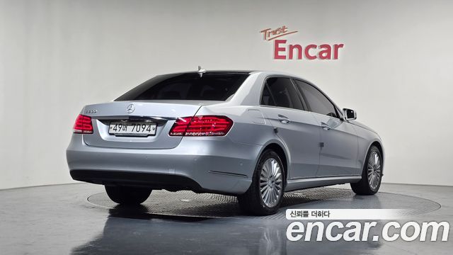 Mercedes-Benz E-Class из Кореи Encar