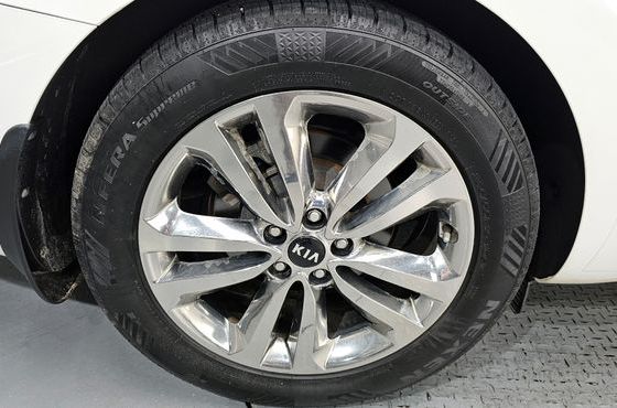Kia Carnival 9-seater Prestige — пробег 56 160 км — фото 5 из 5
