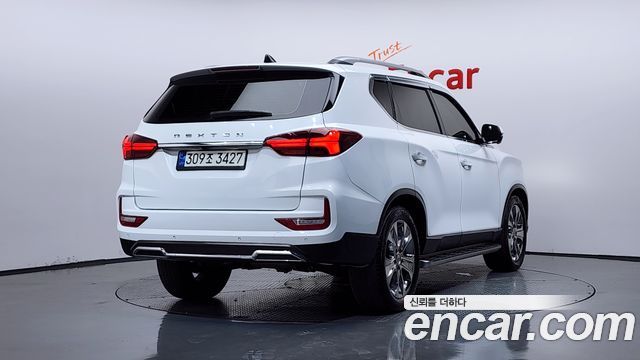 Ssangyong Rexton из Кореи Encar