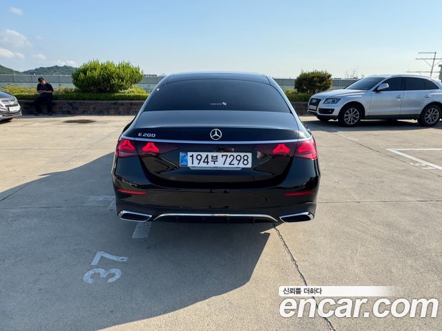 Mercedes-Benz E-Class из Кореи Encar