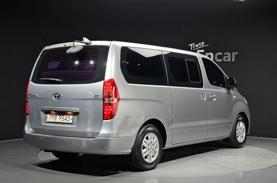 Hyundai Starex 12-Seater Wagon Smart — пробег 169 842 км — фото 2 из 5