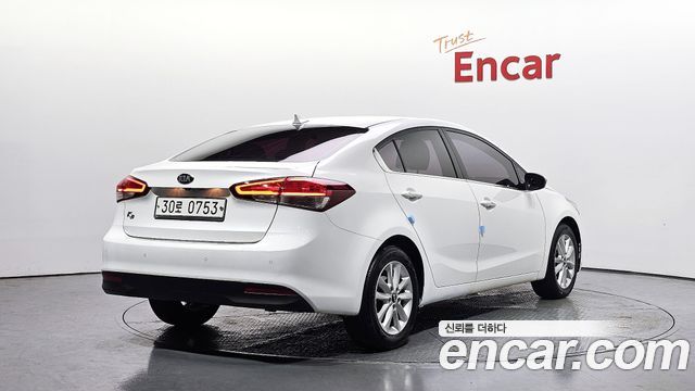 Kia K3 из Кореи Encar