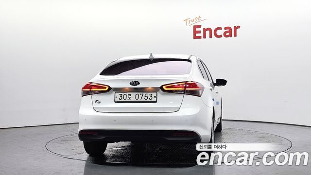 Kia K3 из Кореи Encar
