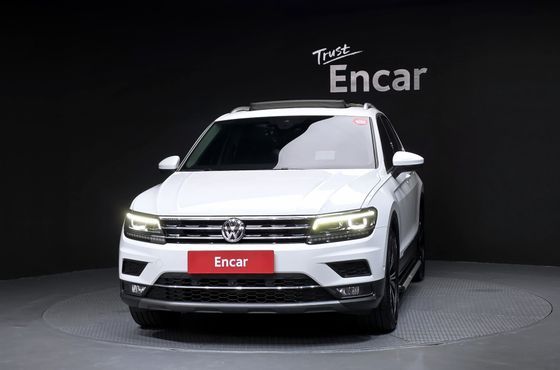 Volkswagen Tiguan 2.0 TDI Prestige — пробег 50 182 км — фото 3 из 5
