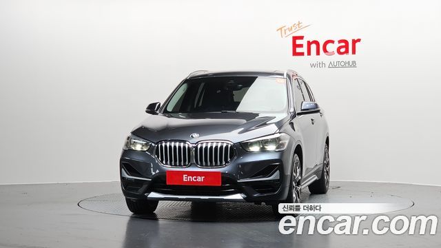 BMW X1 xDrive 20i xLine — пробег 87 533 км — фото 3 из 5