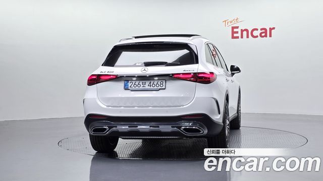 Mercedes-Benz GLC-Class GLC300 4MATIC AMG Line — пробег 3 248 км — фото 4 из 5
