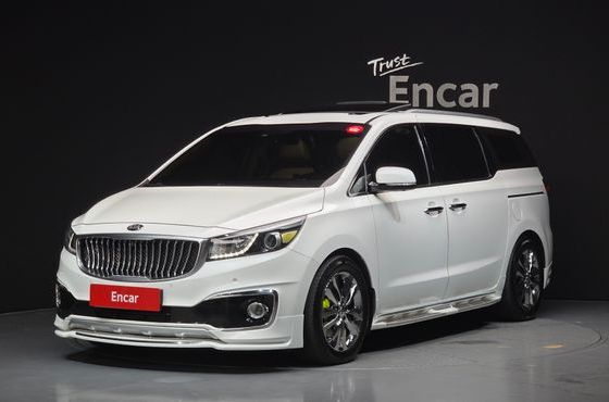 Kia Carnival Gasoline 7-seater Limousine President — пробег 95 862 км — фото 1 из 5