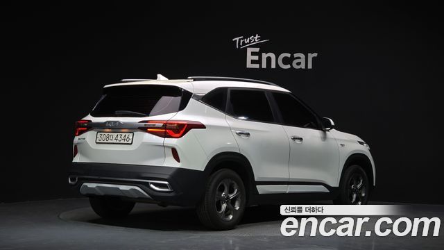 Kia Seltos из Кореи Encar