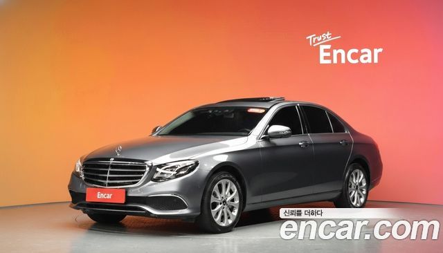Mercedes-Benz E-Class E300 Exclusive — пробег 85 262 км — фото 1 из 5