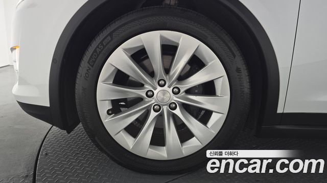 Tesla Model X из Кореи Encar