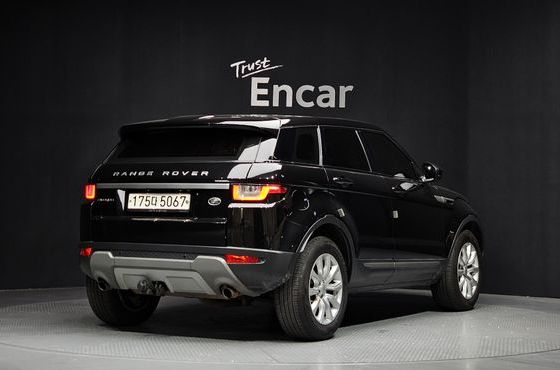 Land Rover Range Rover Evoque 2.0 TD4 SE — пробег 102 008 км — фото 2 из 5