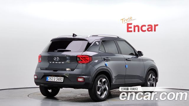Hyundai Venue из Кореи Encar