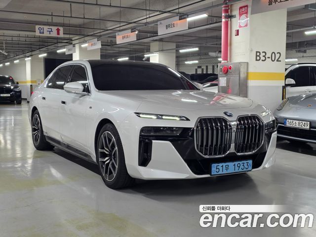 BMW i7 eDrive 50 M Sport — пробег 61 000 км — фото 3 из 5