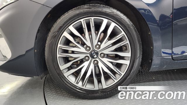 Kia K7 из Кореи Encar